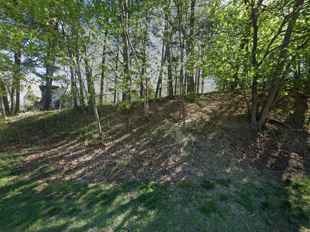 C Miles Realty in Bloomfield Township