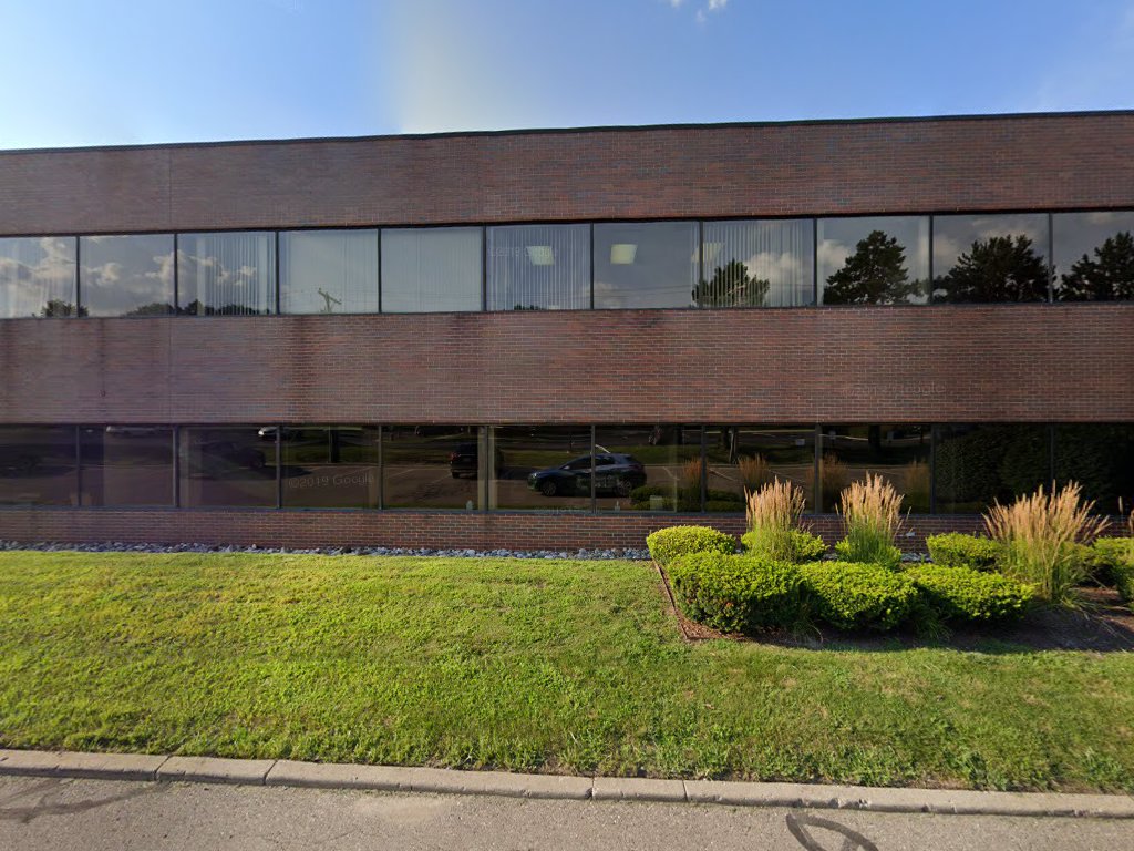 Dr. Sandy Diponio in Bloomfield Township