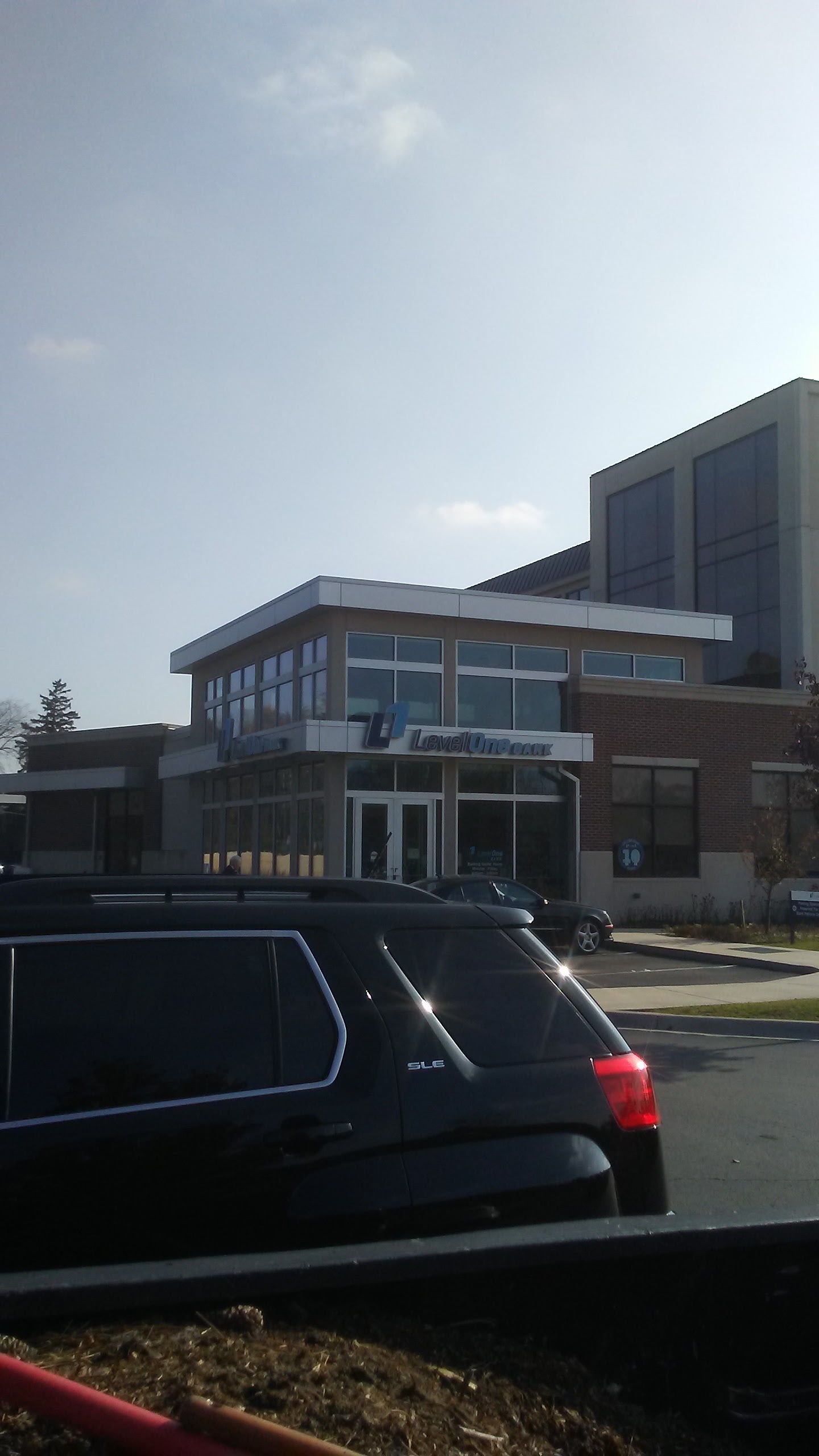 First Merchants Bank in Bloomfield Hills
