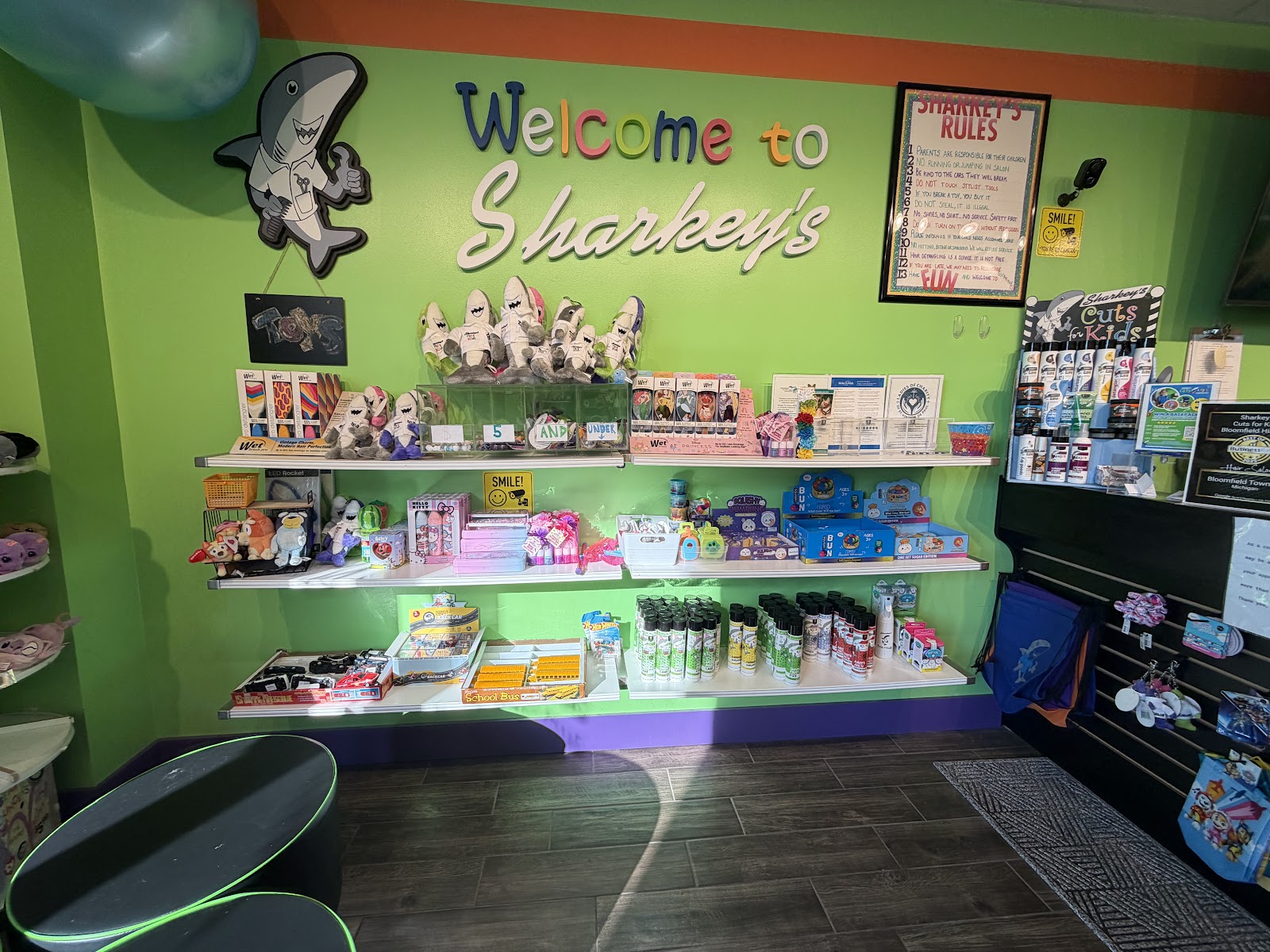 Sharkey's Cuts for Kids - Bloomfield Hills, MI